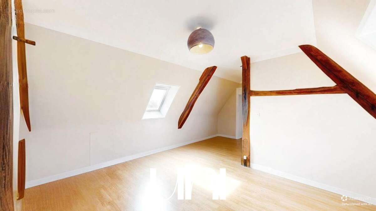 Maison à MEZIDON-CANON