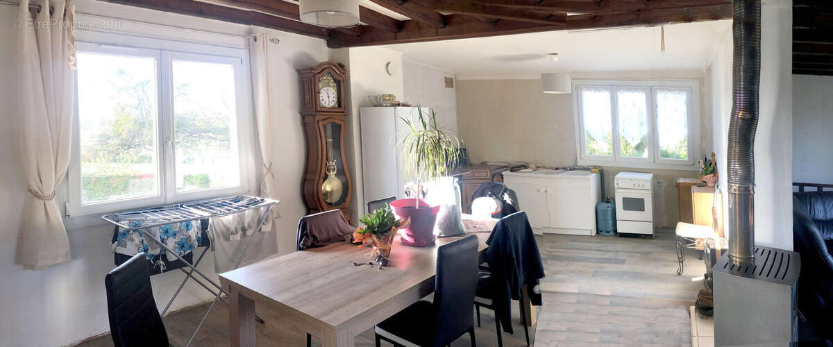 Maison à PIERRE-DE-BRESSE
