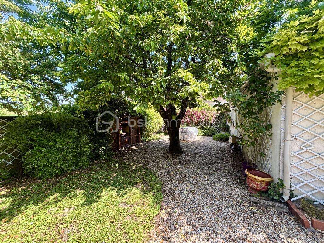 Maison familiale 135 m² – 4 chambres dont 2 suites parentales – Jardin intime sans vis-à-vis - photo 14