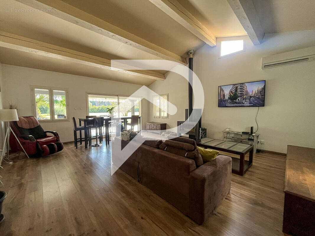 Maison à SAINT-CYPRIEN