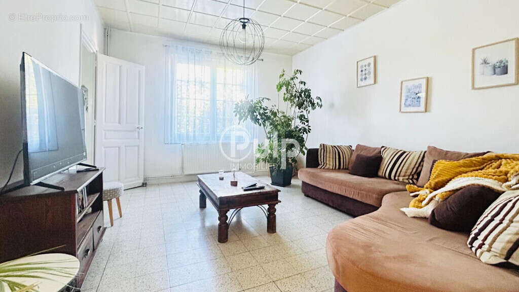 Maison à AVION