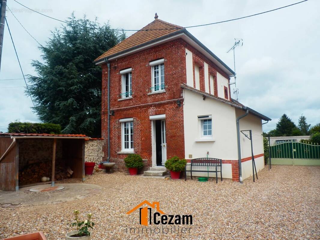 Maison à AILLY