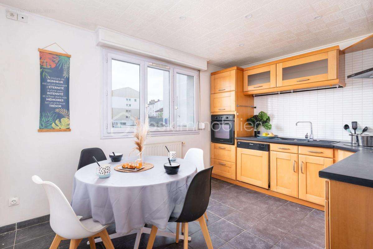 Appartement à LYON-7E