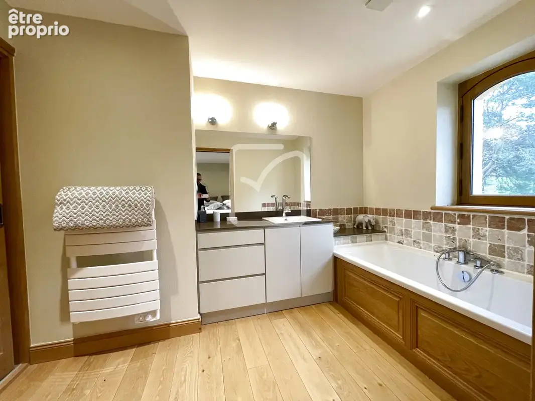  Exclusif ! Le goût du parfait à 40mn de Sarlat. Propriété avec sa demeure dotée de 5 vastes chambres et 3 dép - photo 9
