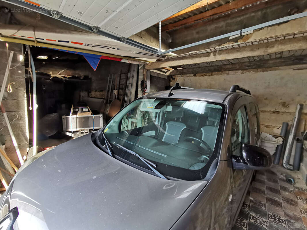Parking à ROCHEFORT