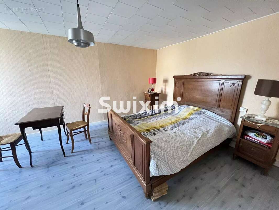 Maison à LONS-LE-SAUNIER