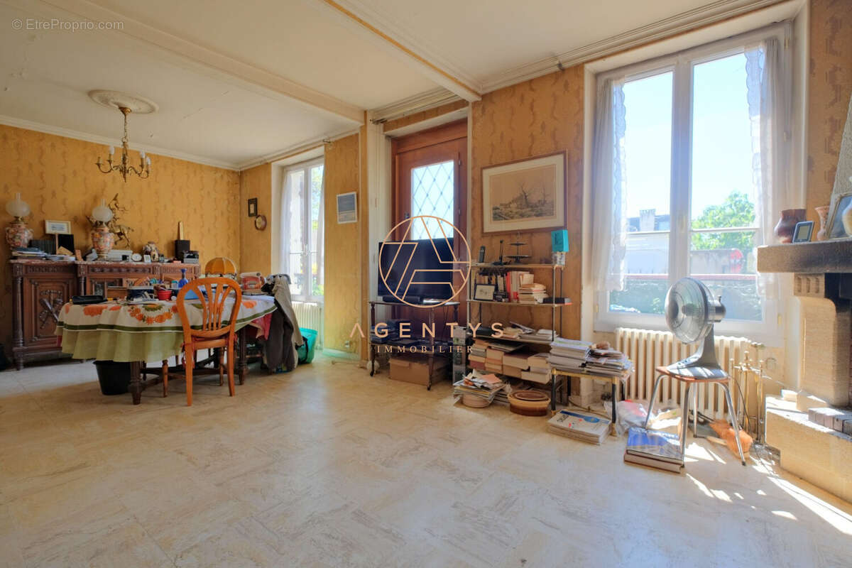 Maison à CHAMPIGNY-SUR-MARNE