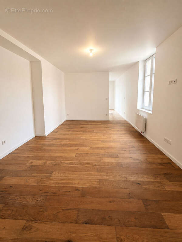 Appartement à ORRY-LA-VILLE