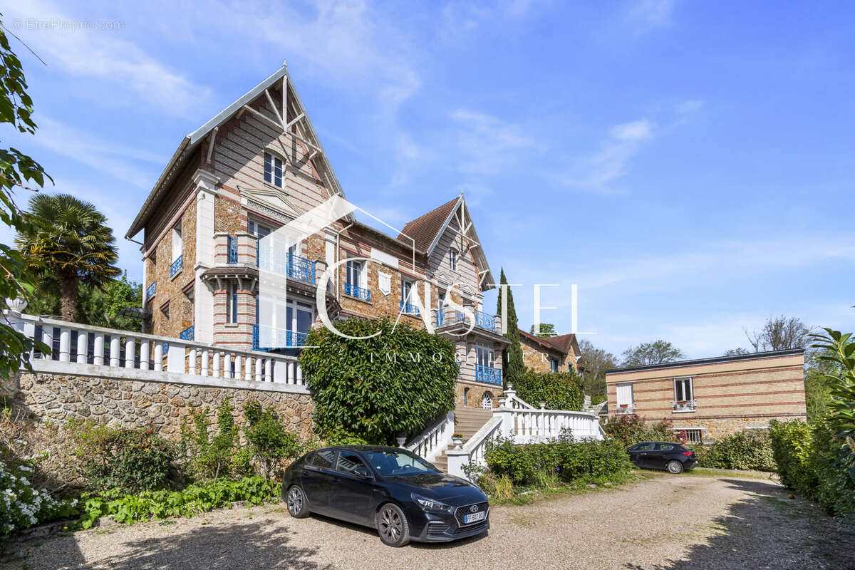 Maison à HARDRICOURT