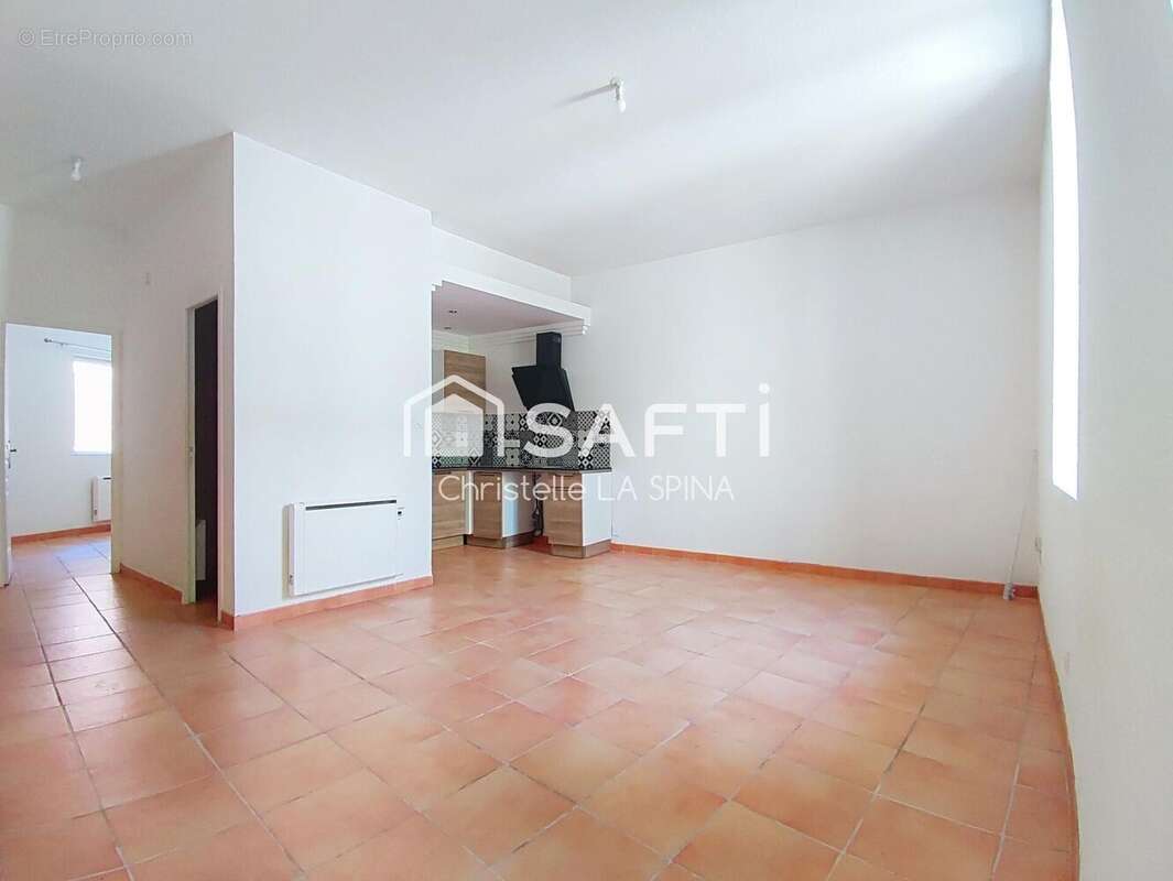 Photo 3 - Appartement à NIMES