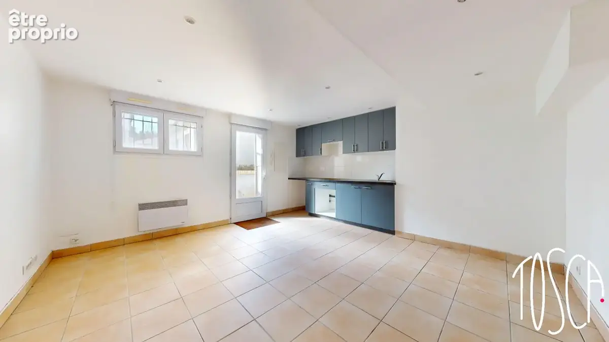 EXCLUSIVITE - CHOISY LE ROI - 2 pièces avec entrée indépendante de 32 m² - photo 4