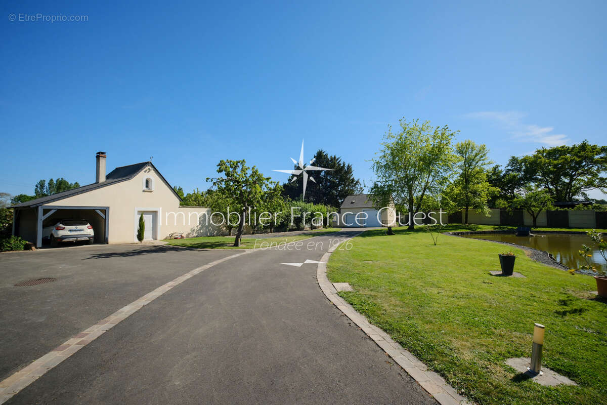 Maison à SABLE-SUR-SARTHE