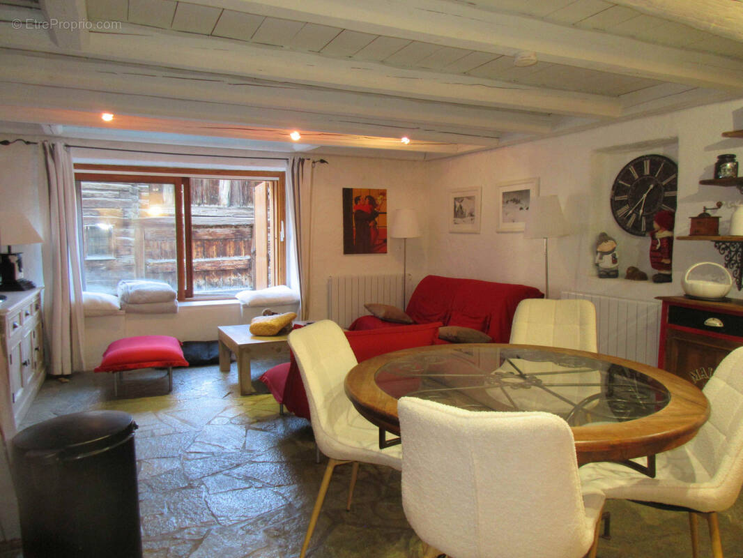 Appartement à SAINT-VERAN