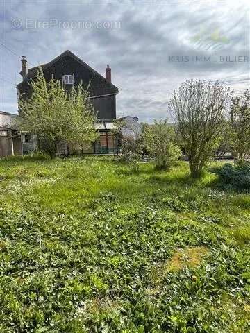 Maison à LIZY-SUR-OURCQ