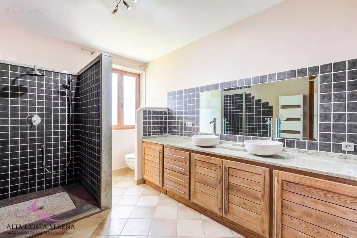 Appartement à PRUNELLI-DI-FIUMORBO