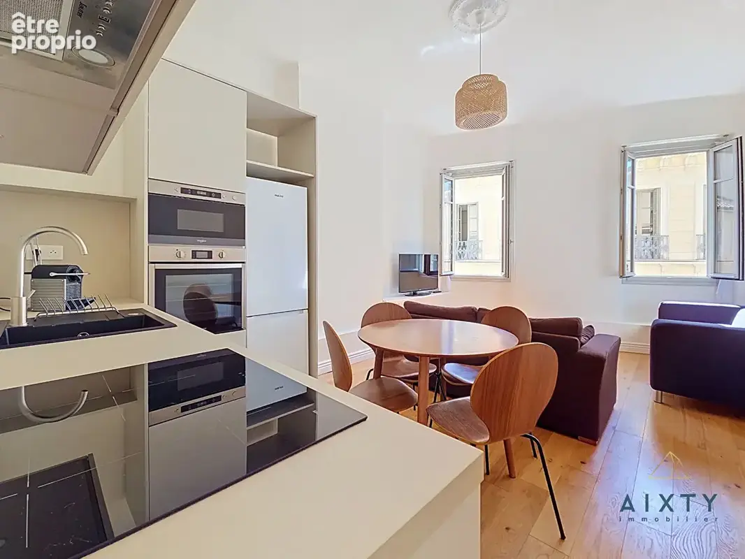 Appartement Marseille 3 pièce(s) 65 m2 - Réformé , rénové , lumineux - photo 2