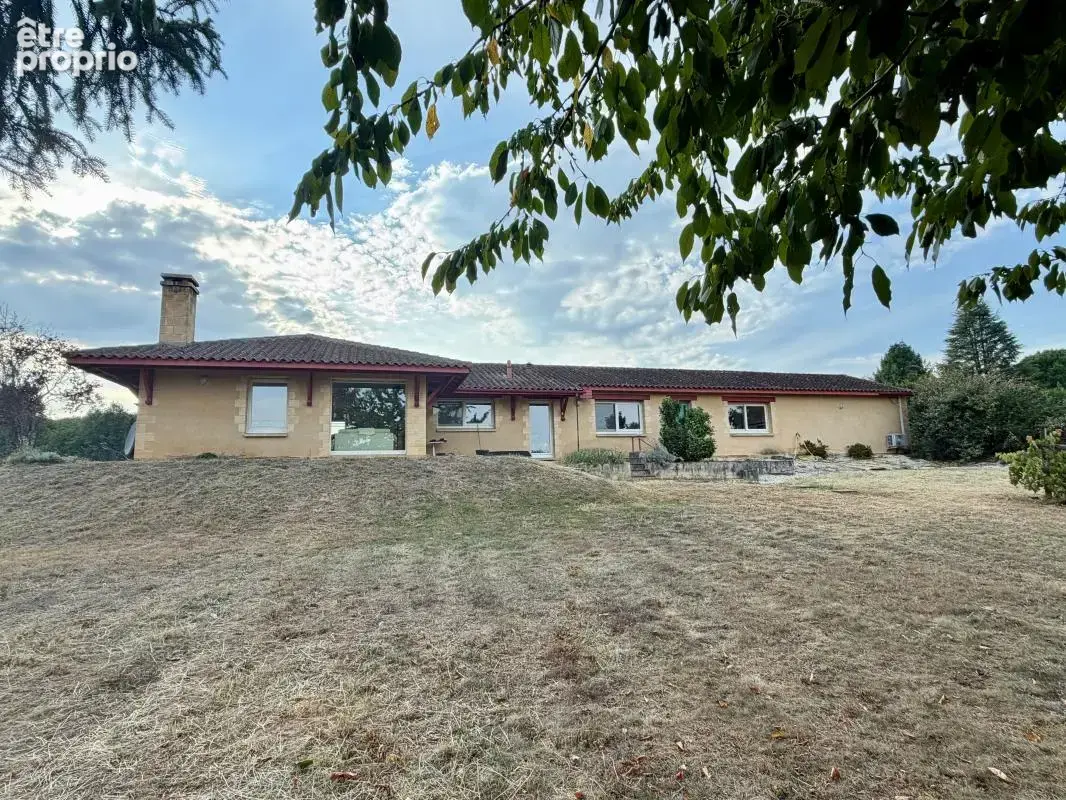 Journiac — Maison de plain-pied, séjour de 54 m² et atelier lumineux de 33 m² - photo 14