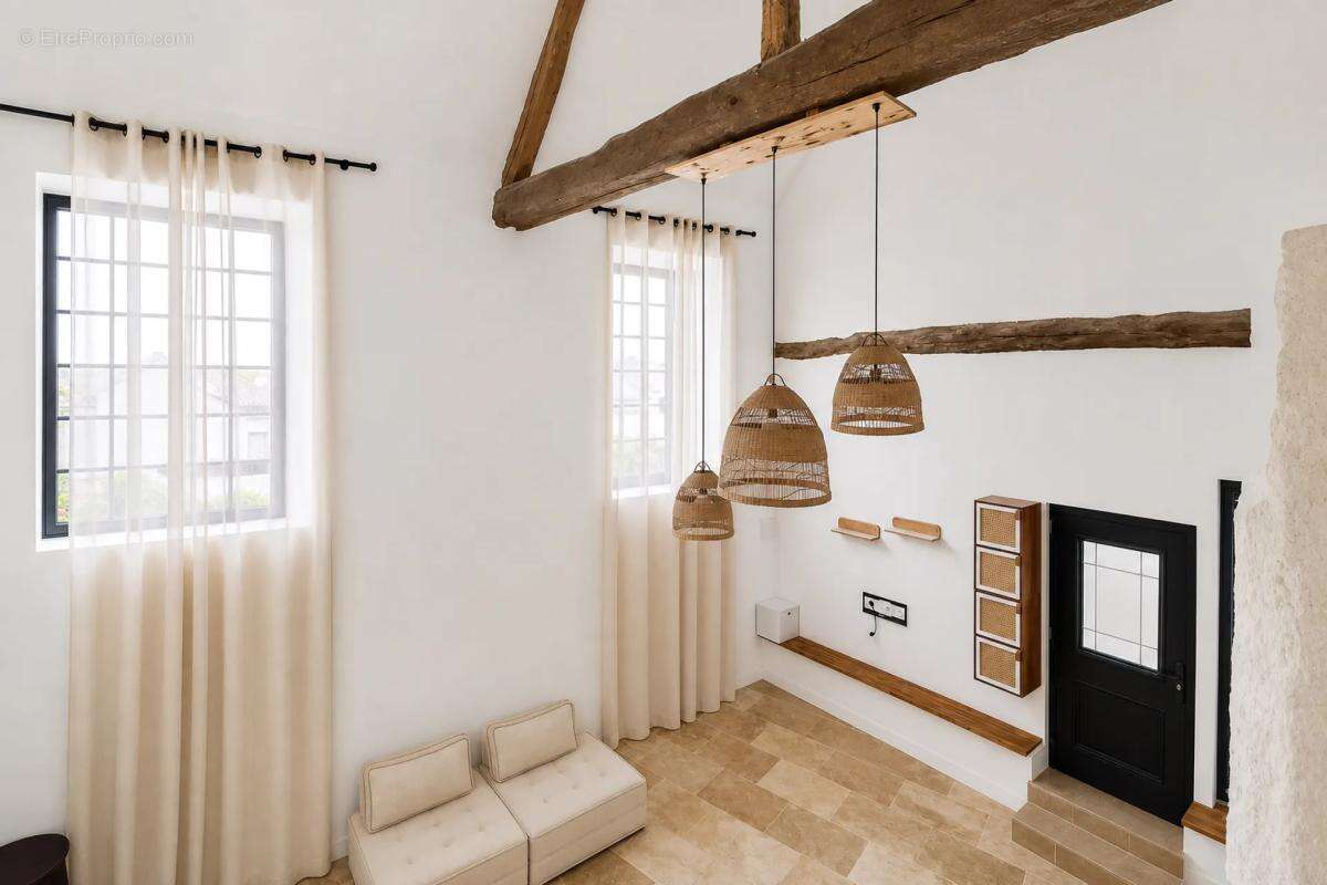 Maison à EPONE