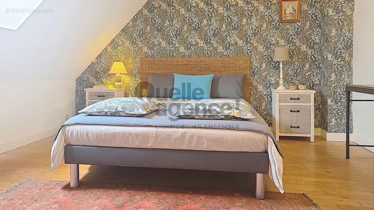 Maison à PLOUGONVELIN