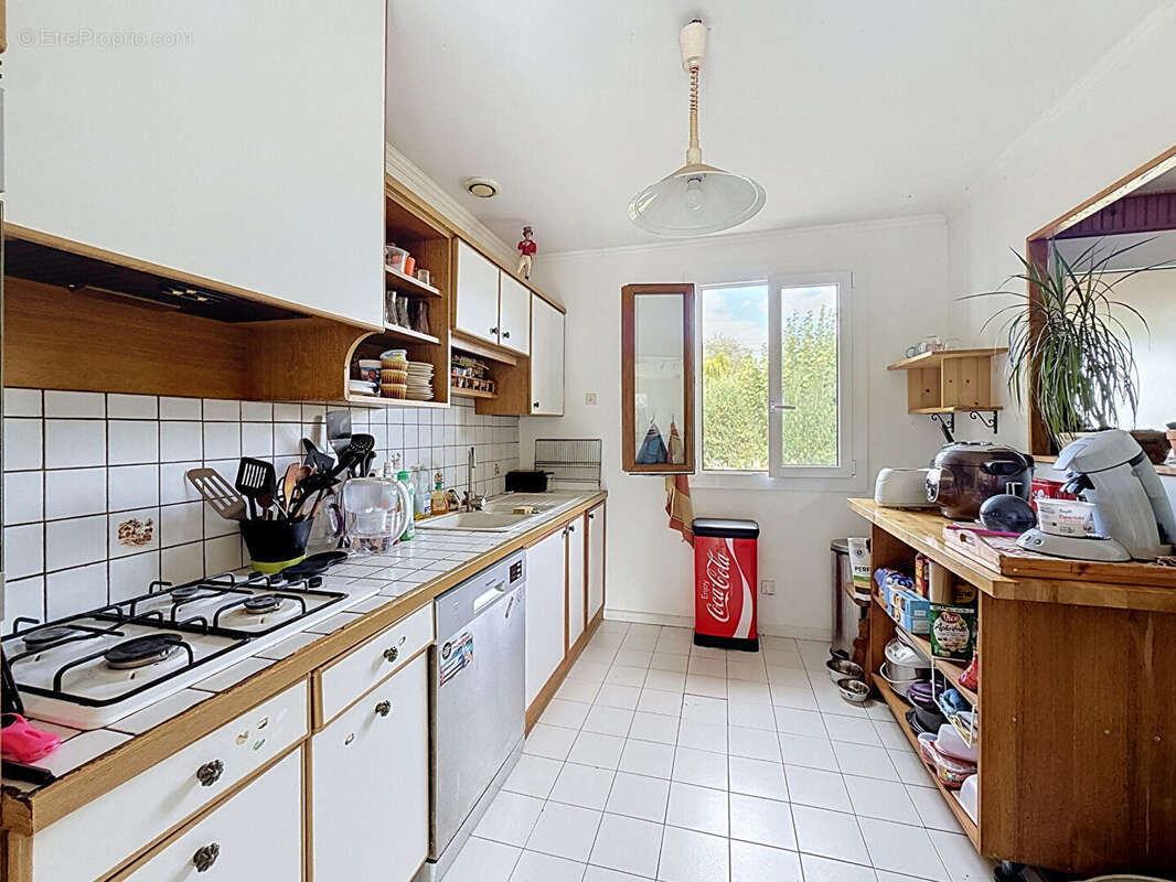 PLAIN PIED ! 4 chambres ! - photo 5