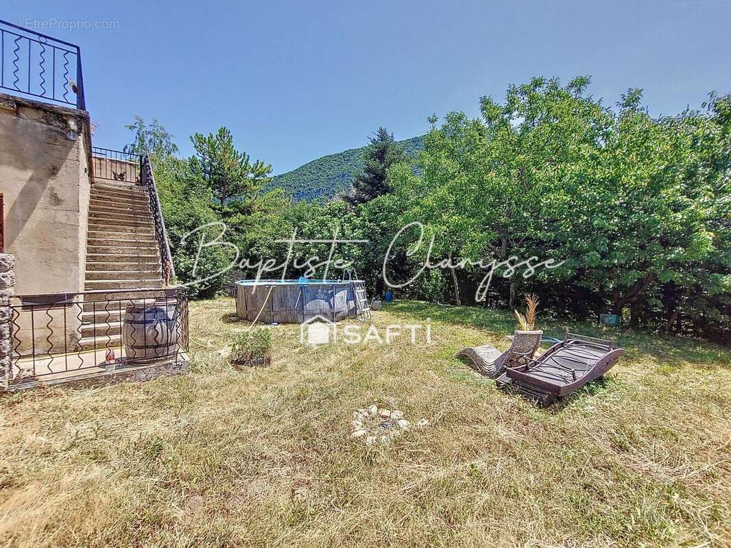 Maison 290 m² à Chatillon-En-Diois  - photo 4