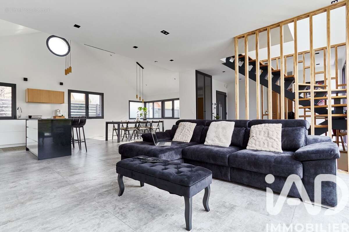 Photo 3 - Maison à HOUILLES