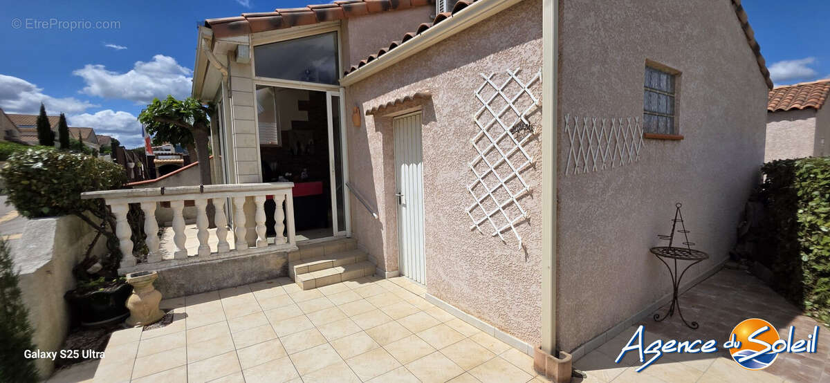 Maison 58 m² à Fleury  - photo 2