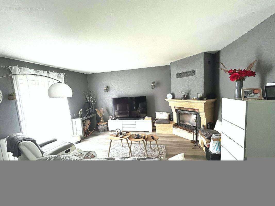 Maison à VELARS-SUR-OUCHE