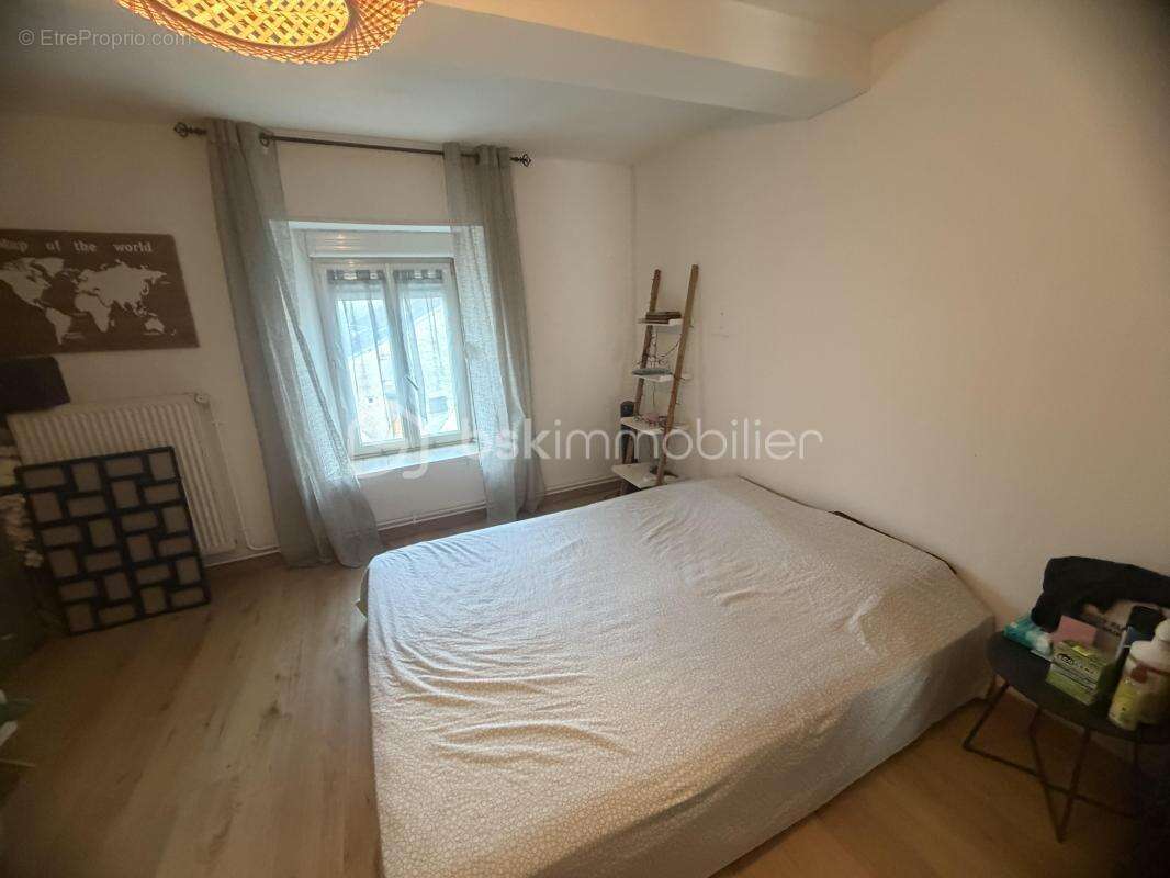 Jolie maison d'habitation dans endroit calme - photo 11