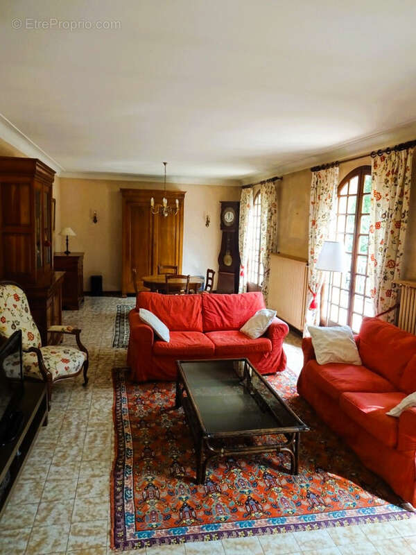 Maison à LACROIX-FALGARDE