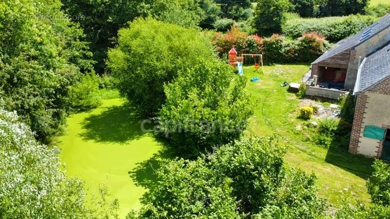 Maison de campagne avec 4 chambres, potentiel d'aménagement et terrain sans vis-à-vis à Tresson - photo 16