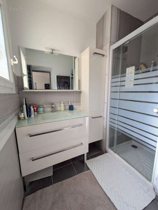 Appartement à LA SONE