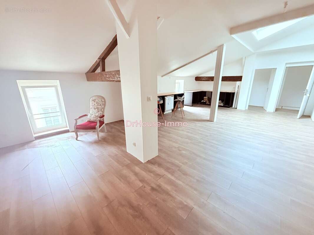 Appartement à VERTHEUIL