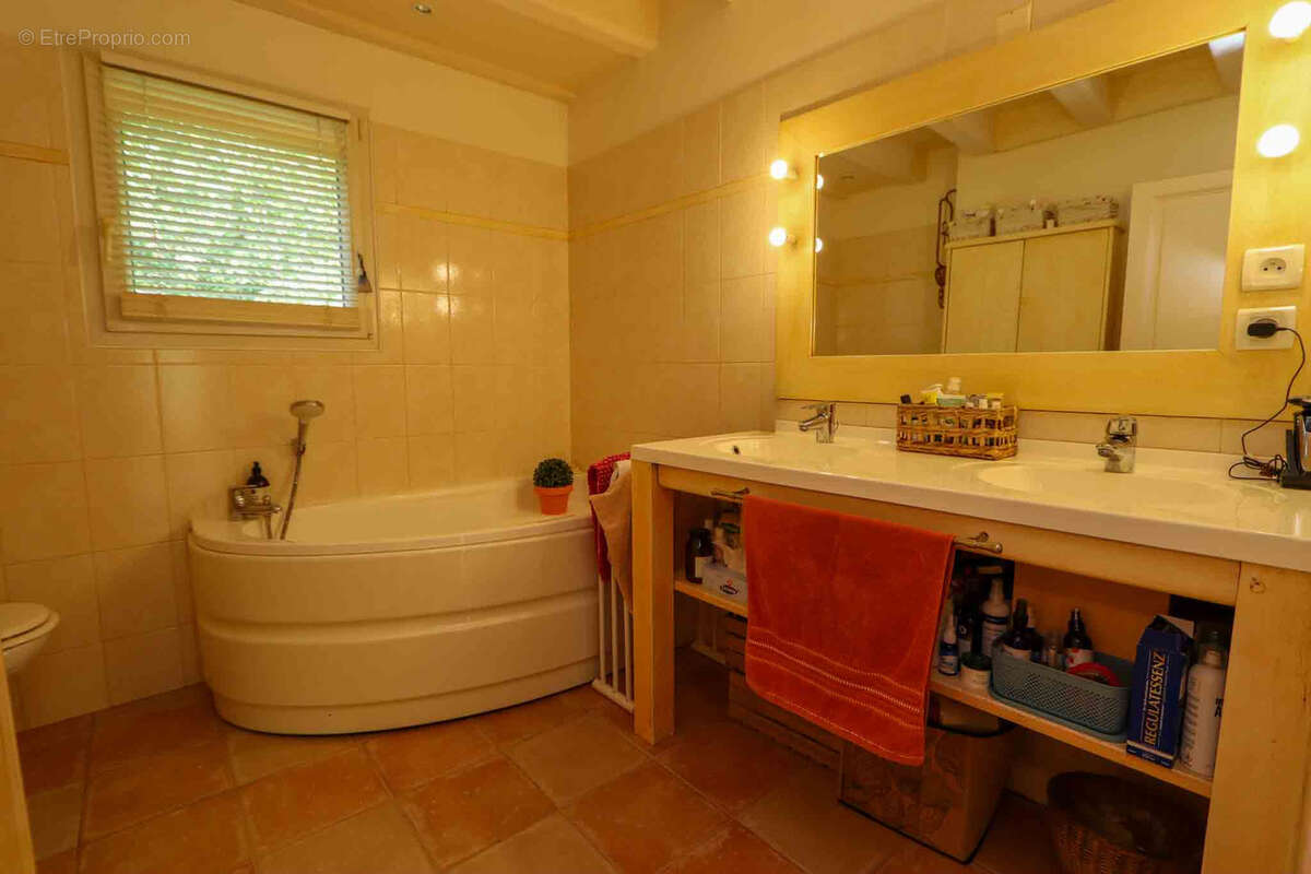 Maison à SARLAT-LA-CANEDA