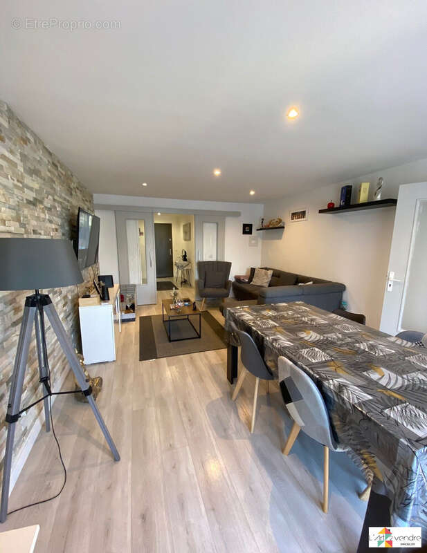 Appartement à VIGNEUX-SUR-SEINE