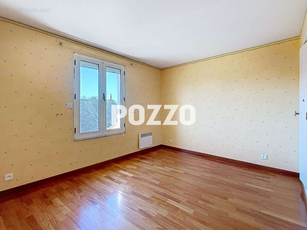 Maison à SAINT-LAURENT-DE-CUVES