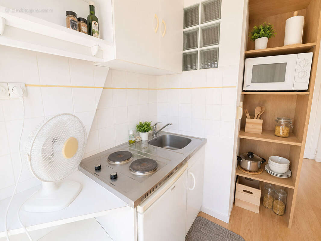 Localisation - calme - etage eleve - lumineux - vue degagee - photo 6