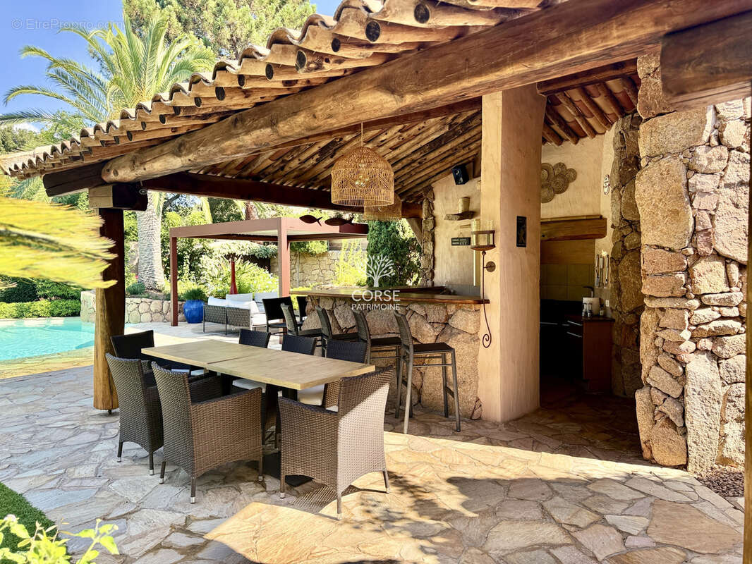 Maison à LECCI
