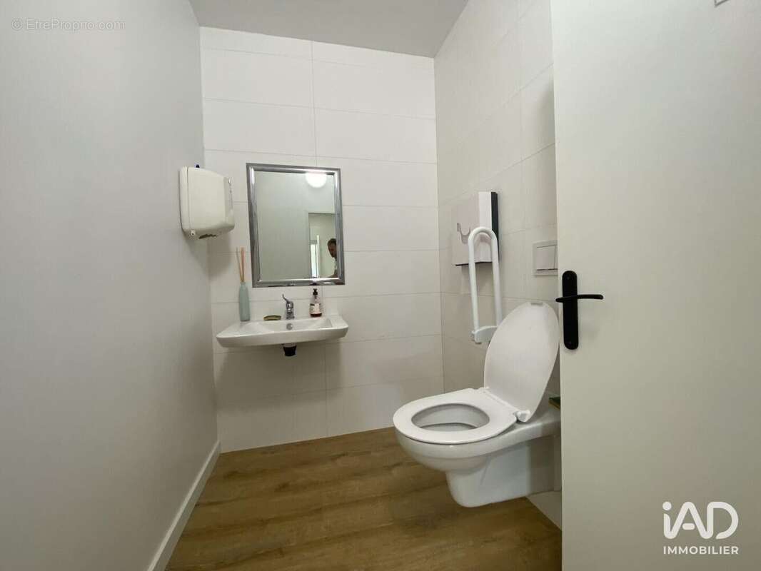 Photo 9 - Commerce à LEGUEVIN