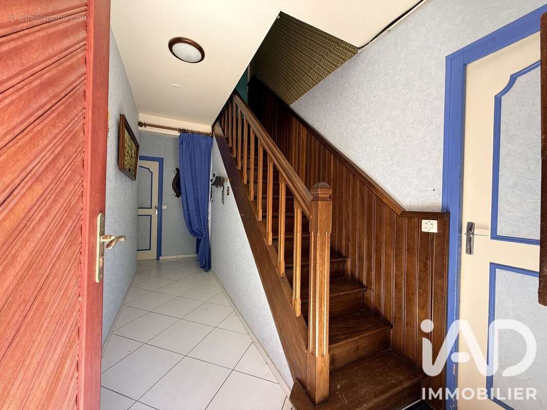 Maison 101 m² à Parigny  - photo 8