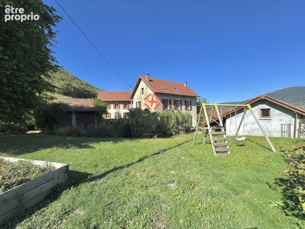 Maison 6 pièces 171 m² à vendre à Saint-Martin-D'uriage (38410) - photo 4