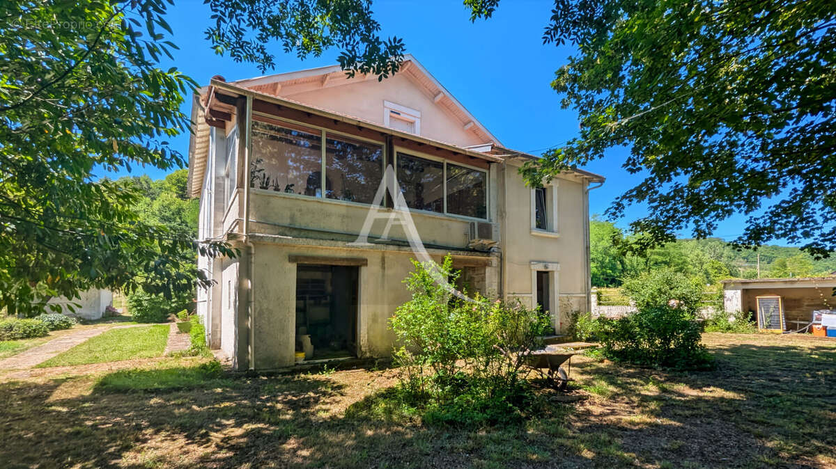 Maison à SAUVETERRE-LA-LEMANCE