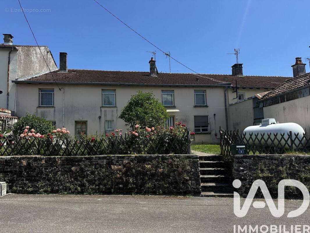 Photo 1 - Maison à DARNEY
