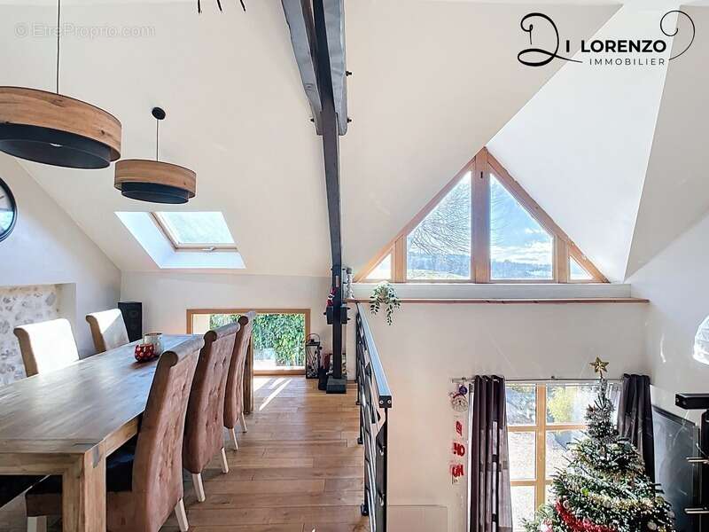 Maison à MEYRIEUX-TROUET