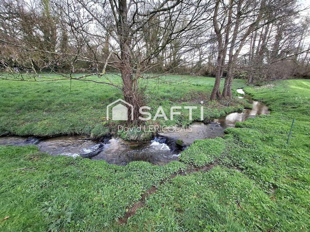 Photo 2 - Maison à SAINT-SAUVEUR-LENDELIN