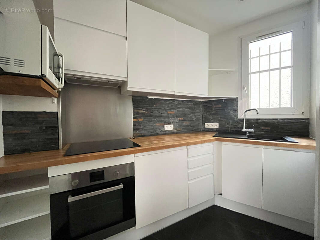 Appartement à PARIS-14E