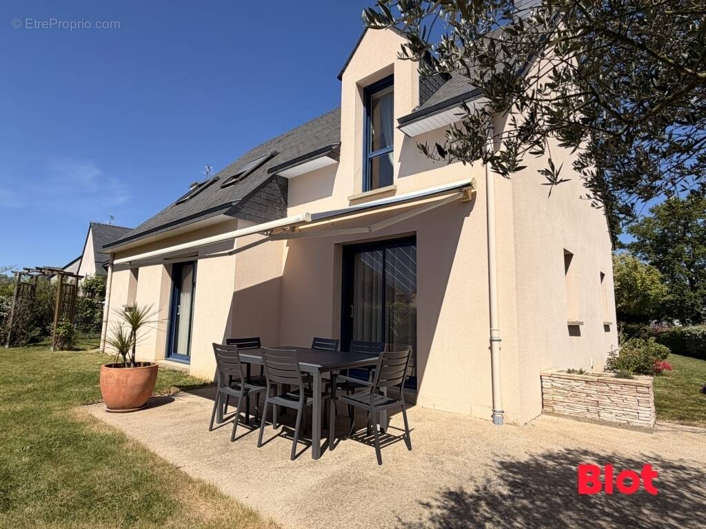 Maison à LA CHAPELLE-THOUARAULT