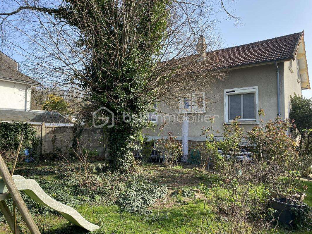 Maison à SAINTRY-SUR-SEINE