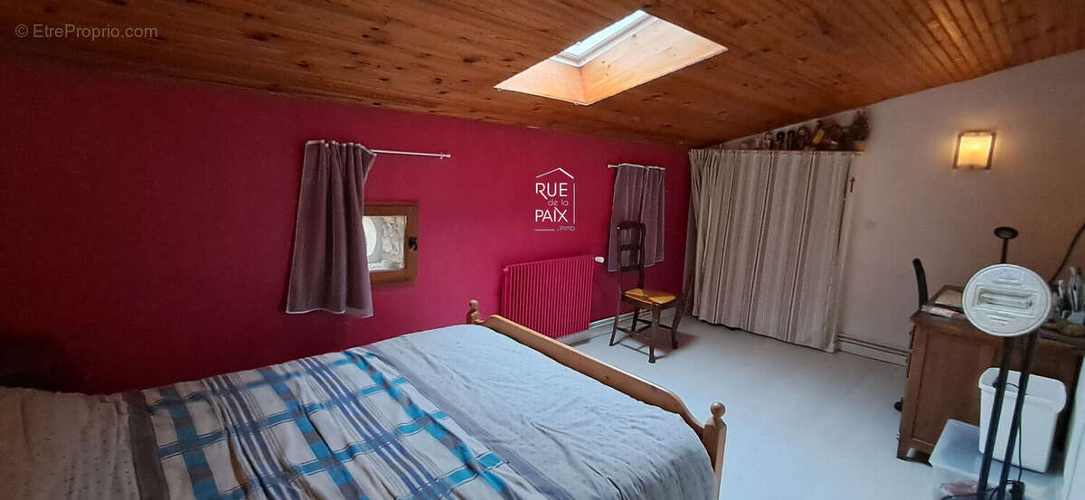 Maison à NEUVILLE-DE-POITOU