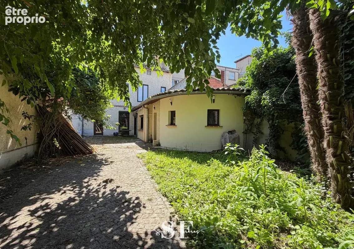 Castelsarrasin - maison de ville avec garage et jardin - photo 19